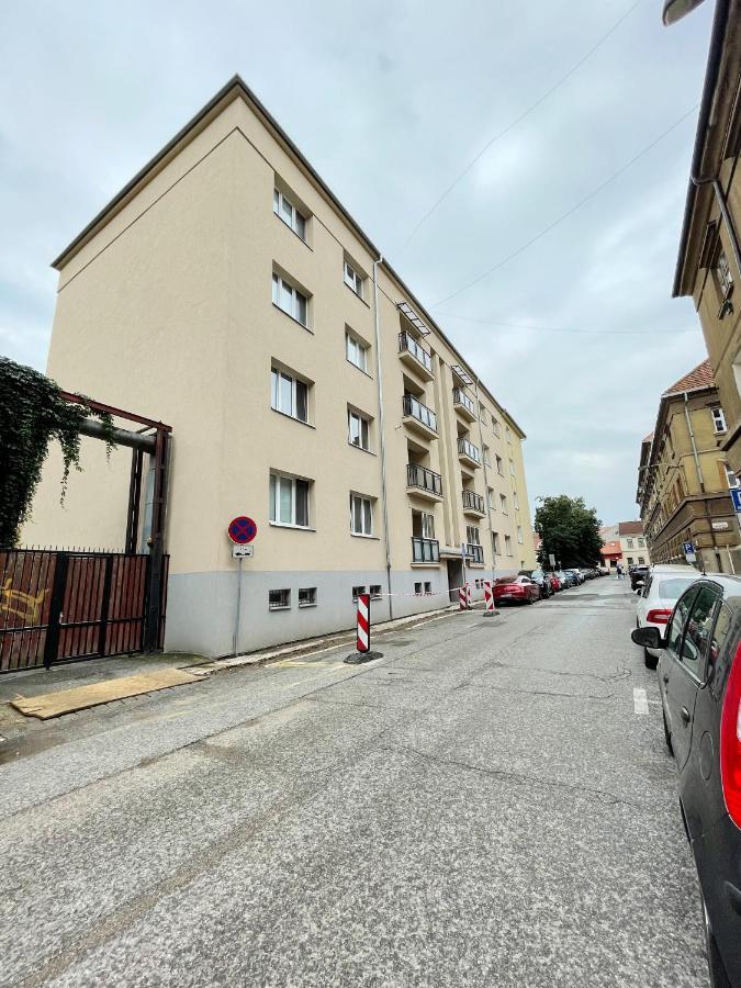 Appartamento Podtatranskeho Old Town Košice Esterno foto
